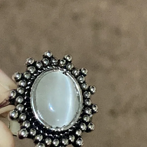 Sterling silver cat eye ring - Picture 1 of 3
